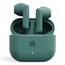 Nomadelic Solo 203 true wireless hovedtelefoner grøn i åben opladeetui med hvid indikator og diskret Nomadelic-logo.