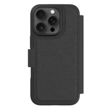 Agood company Mobilpung iPhone 16 Pro Sort, sort tekstureret pungcover i plantebaseret læder til triple-kamera og flash.