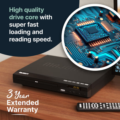 Majority DVD-afspiller med HDMI-udgang, fjernbetjening ved siden af, indsat billede af microchip, tekst "High quality drive core.