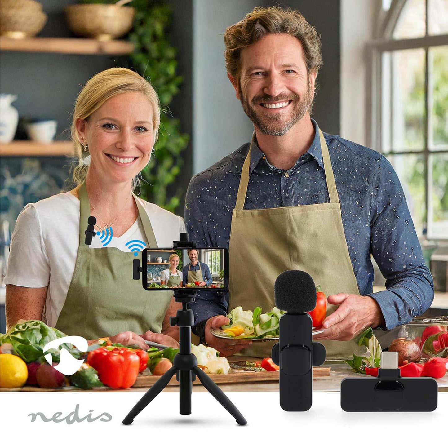 Nedis Trådløs knaphuls mikrofon til USB-C, sæt af to, synlige mikrofoner foran med Nedis logo.