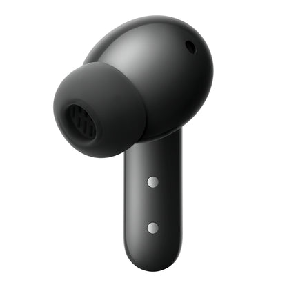 Nothing CMF Buds 2 true wireless earbud i mørkegrå med silikone øreprop og metalliske kontakter på stammen.