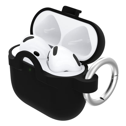 Apple AirPods Gen 4 i hvid, trådløs, åben opladningsetui med Holdbart cover til AirPods Gen 4 og sølvnøgleing.