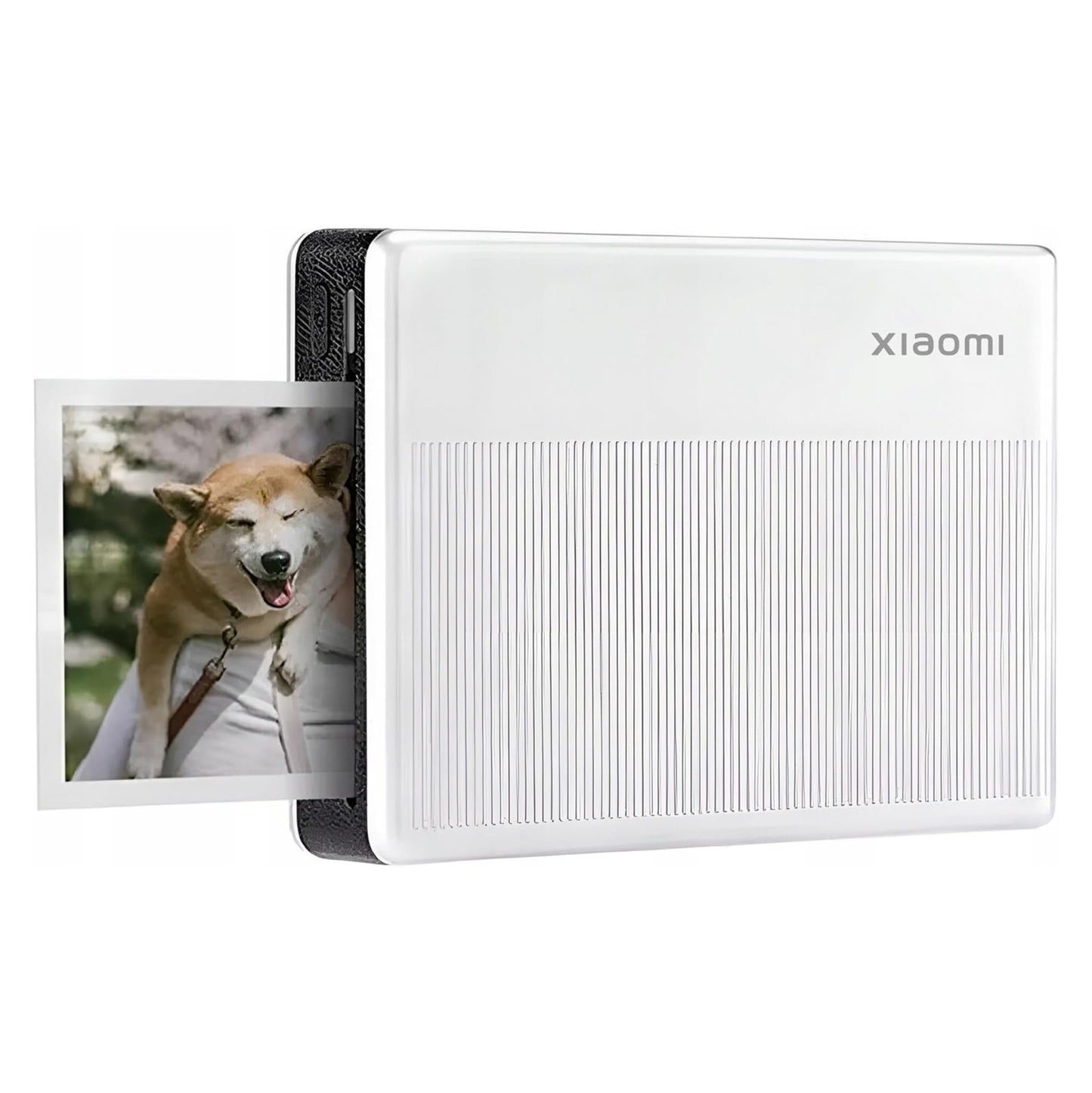 Xiaomi Bærbar fotoprinter 1S med lodrette riller, logo øverst til højre, printer foto af hund i snor ved person, ZINK-teknologi.