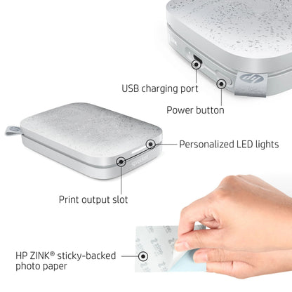 HP Sprocket Luna Hvid trådløs fotoskriver med USB-port, power-knap, LED-lys og printslot, Zink fotopapir fjernes.