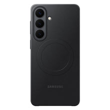 Sort Galaxy S26 Slim Magnet Etui, bagside med tre lodrette kameralinser, LED-blitz, cirkulær midtermarkering, trådløs opladning.