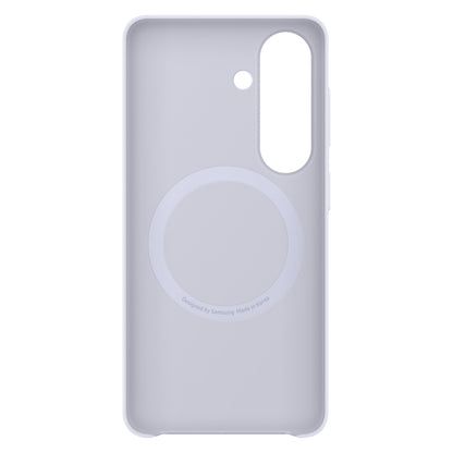 Galaxy S26 Slim Magnet Etui violet med MagSafe-ring, præcise kamera/flash-udskæringer og understøttelse af trådløs opladning.