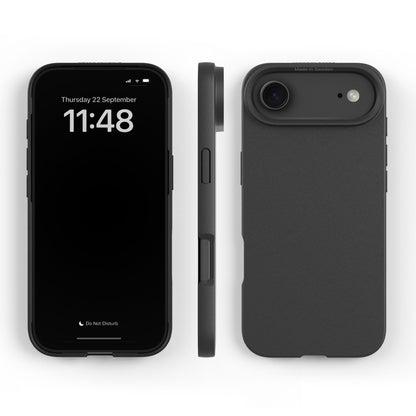A Good Company plantebaseret mobilcover til iPhone 17 Air sort, front med låseskærm, sideprofil, bagside med kamerahul.