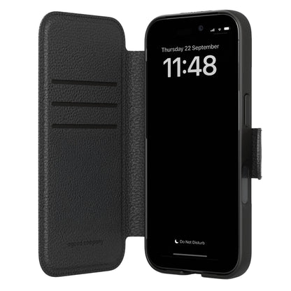 Agood company Mobilpung iPhone Air Sort, sort flipcover i vegansk læder med magnetlukning, tre kortholdere, skærm synlig.