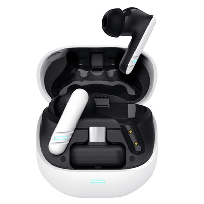 Trust GXT 409 Oxxie trådløse gamingheadset sort/hvid med ENC-mikrofon, ét øretelefon i åben opladeetui med LED, ét ovenpå.