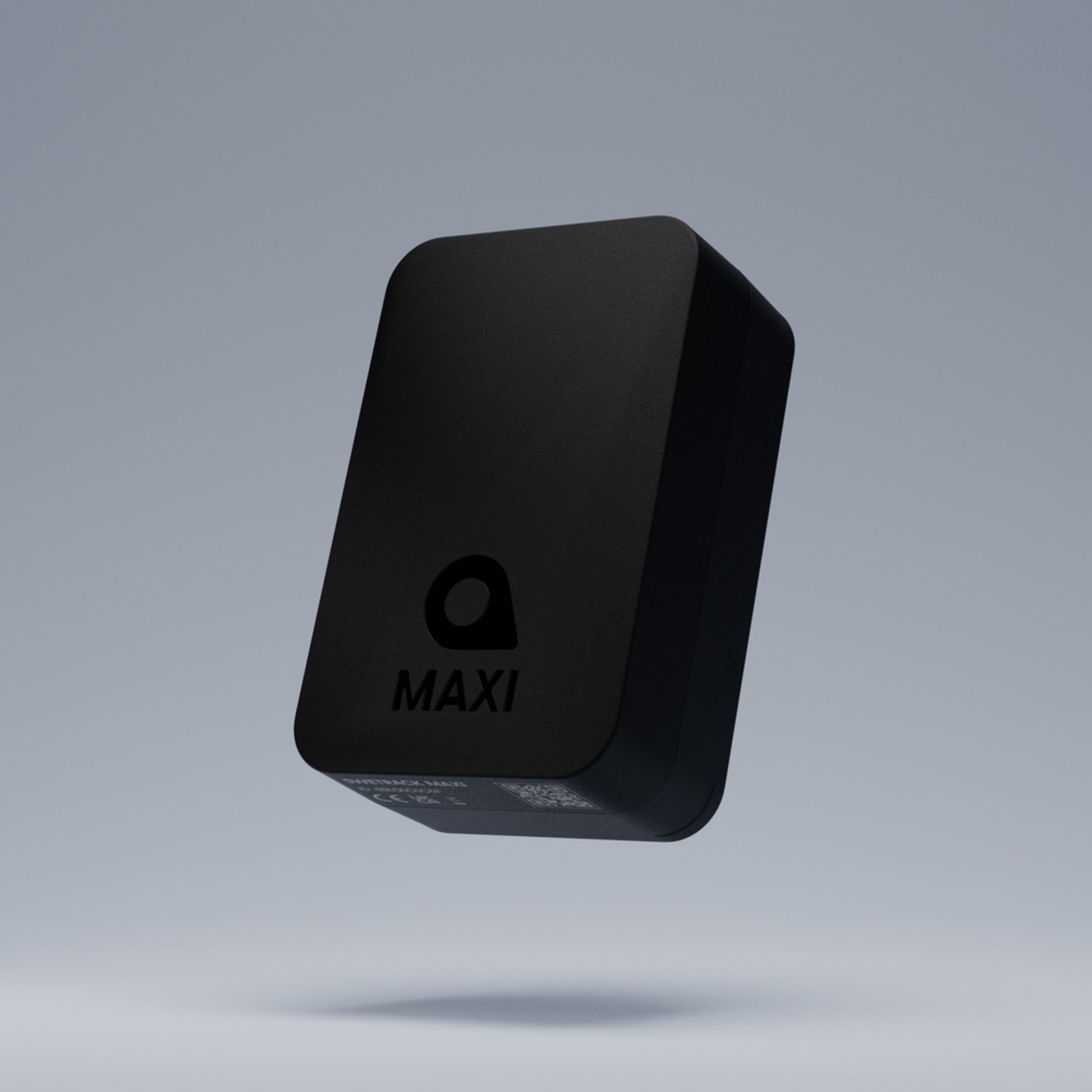 MAXI GPS-tracker, sort rektangulær enhed med MAXI og logo på toppen, lang batteritid, vandtæt og flydende.