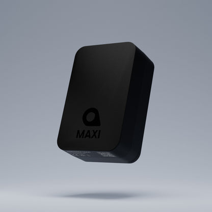 MAXI GPS-tracker, sort rektangulær enhed med MAXI og logo på toppen, lang batteritid, vandtæt og flydende.