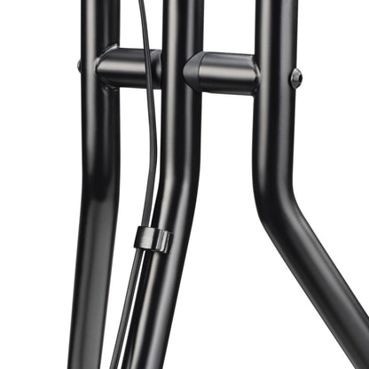 Sort metalstel med buede rør og kabelstyring, kabel fastholdt af klips, Hama Gulvstativ til tv 37-75.