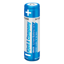 Li-ion batteri 18650 3,6V 2600mAh med overopladningsbeskyttelse og plus (+) mærke ved positiv terminal.