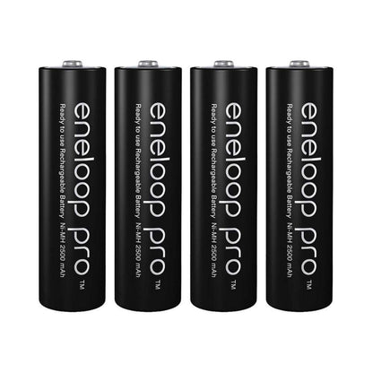 Panasonic Eneloop Pro genopladelige AA-batterier 2500 mAh 4 stk i række med synlig hvid tekst og specifikationer.