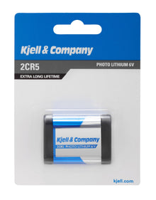 2CR5 fotobatteri i klar plastemballage med blå og hvid branding, mærket ekstra lang levetid.