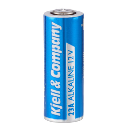 Kjell & Co 23A-batteri, blå og sølv, 12V alkalisk engangsbatteri, cylindrisk form, etikette synlig.