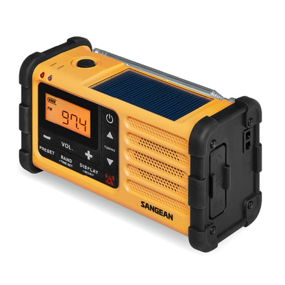 Sangean gul håndsvingradio FM USB-C digital display 97.4 FM solpanel top kontrolknapper sorte hjørnebumpere.