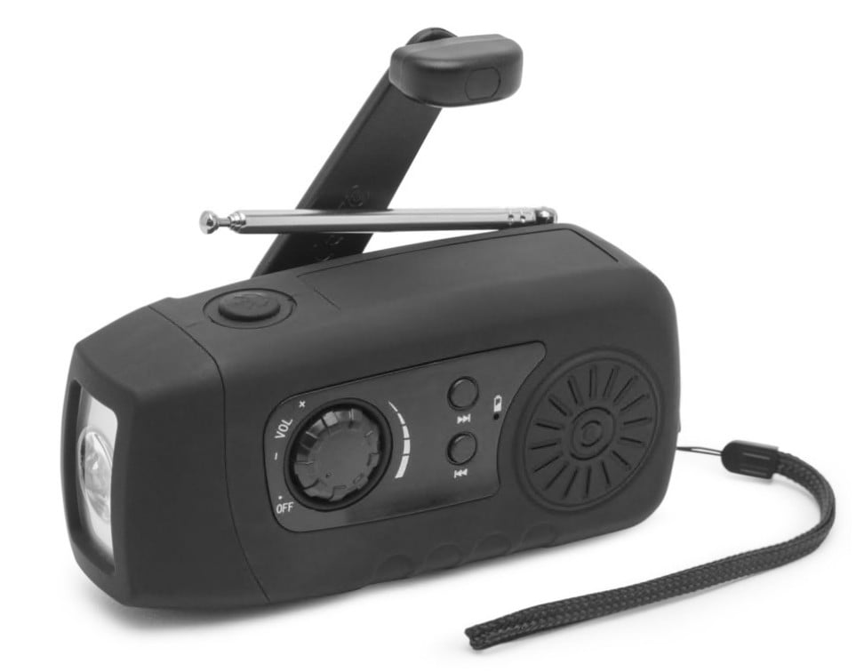 Nødradio med håndsving 2000 mAh sort, teleskopantenne, lommelygte, drejeknapper, knapper, højttaler og rem.
