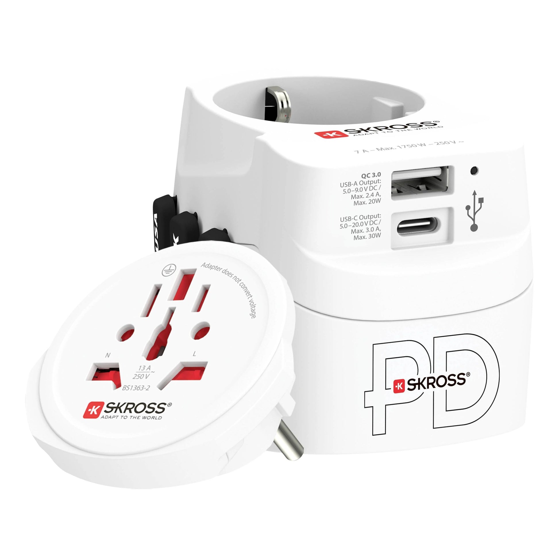 Skross Universal rejseadapter med jord, USB-port og flere stiktyper.