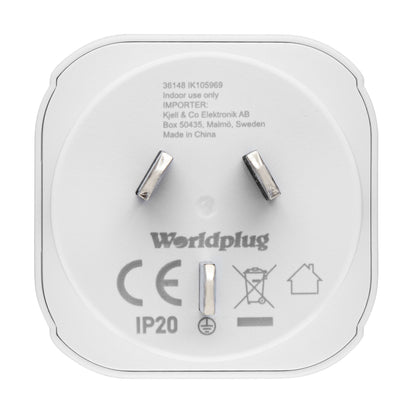 Jordet rejseadapter Australien/Kina, hvid, tre skrå ben, "Worldplug"-label, certifikationsmærker, produceret i Kina.