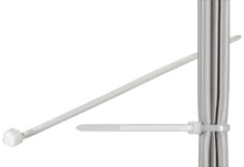 Bundbånd 100x2,5 mm transparent i brug om grå kabler, ekstra bundbånd ligger løst ved siden af, 100-pak.