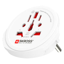 SKROSS Jordet rejseadapter Universal til Danmark, rund form, SKROSS-logo, 13A 250V, passer til flere stiktyper.