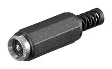 DC-stik med midterstift og loddeforbindelse 2,1 mm sort, rillet greb og fjedertrækaflastning.