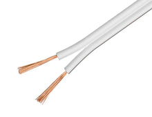 Wentronic Højttalerkabel OFC 2,5 mm² hvid 50 m, delt i to ledere med synlige kobbertråde for enderne.