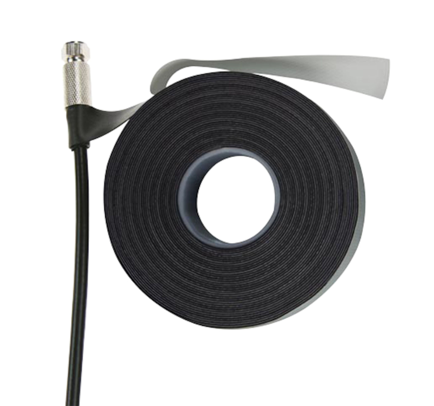 Sort koaksialkabel med stik, delvist udrullet, ved siden af 10 m Etab Vulkaniseret tape til vandtæt forsegling.