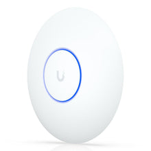Ubiquiti UniFi U7 Lite hvid rundt WiFi-adgangspunkt med blå LED-ring, diskret U-logo og 5 GbE RJ-45 port.