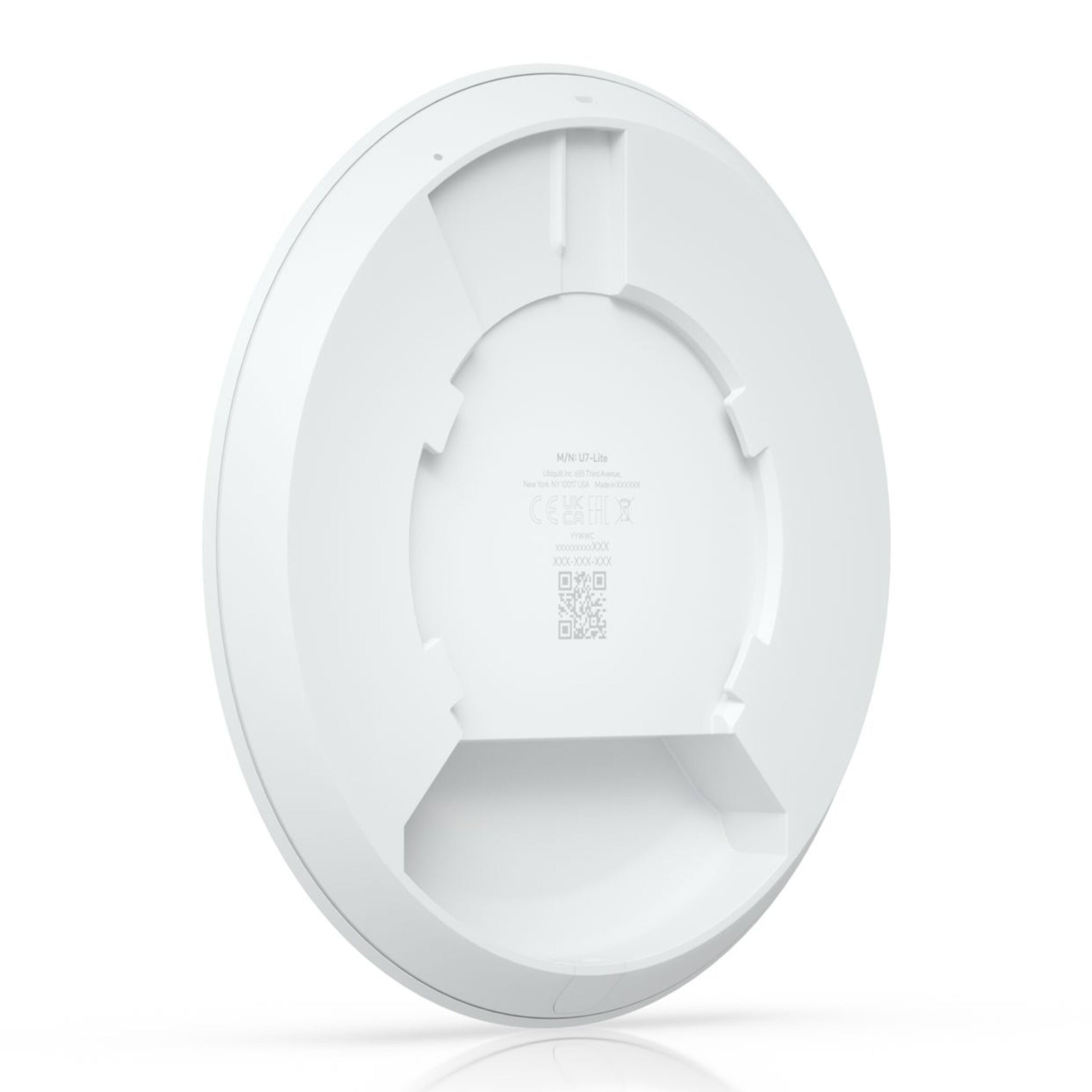 Ubiquiti UniFi U7 Lite hvid rund access point med flad bagside, fordybninger og 2,5 GbE RJ-45 port.