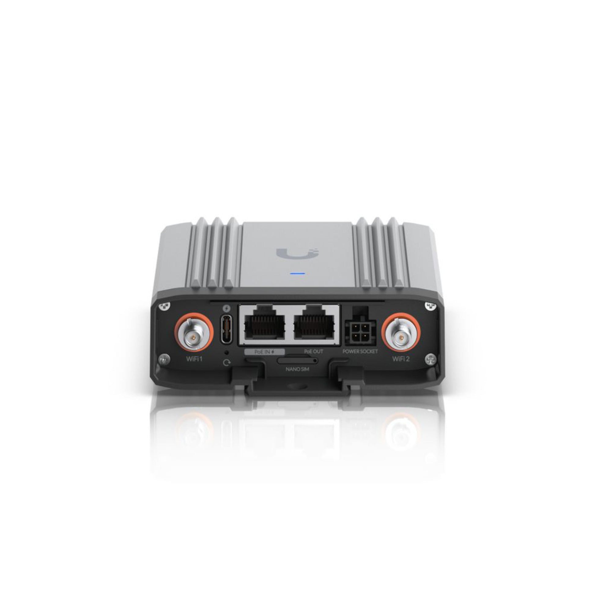 Ubiquiti UMR-INDUSTRIAL-EU 4G-router med modem, to runde stik, to Ethernet-porte, reset-knap, strømindgang, nanobeam-port forfra.