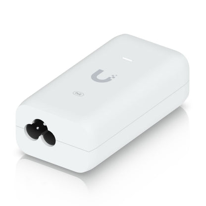Ubiquiti U-POE injektor 15W, hvid, rektangulær med afrundede kanter, logo på toppen, strømindgangsport, 802.3af PoE-understøttelse.