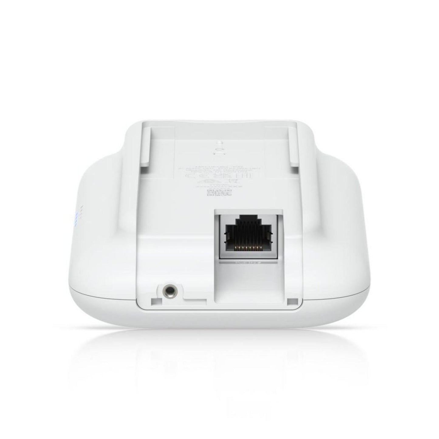 Ubiquiti UniFi Swiss Army Knife Ultra adgangspunkt hvid, bagside med Ethernet PoE-port, rund port og base.