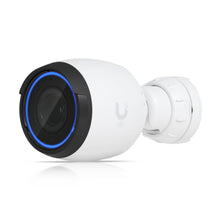 Ubiquiti UVC-G5-PRO PoE udendørs kamera 4K sort front blå ring om linsen monteringsbeslag bagpå.