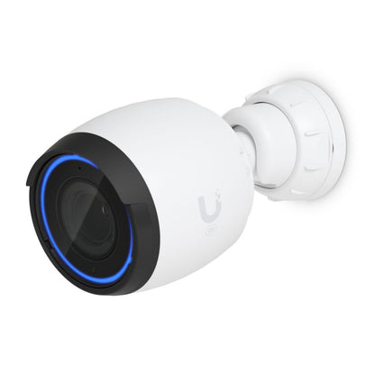 Ubiquiti UVC-G5-PRO PoE bullet overvågningskamera med blå LED-ring, 4K, vægmonteret.