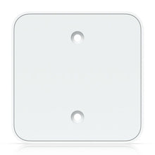 Ubiquiti flydende montering, hvid firkantet plast vægplade med afrundede hjørner og to skruehuller til UniFi Express/Gateway Lite.