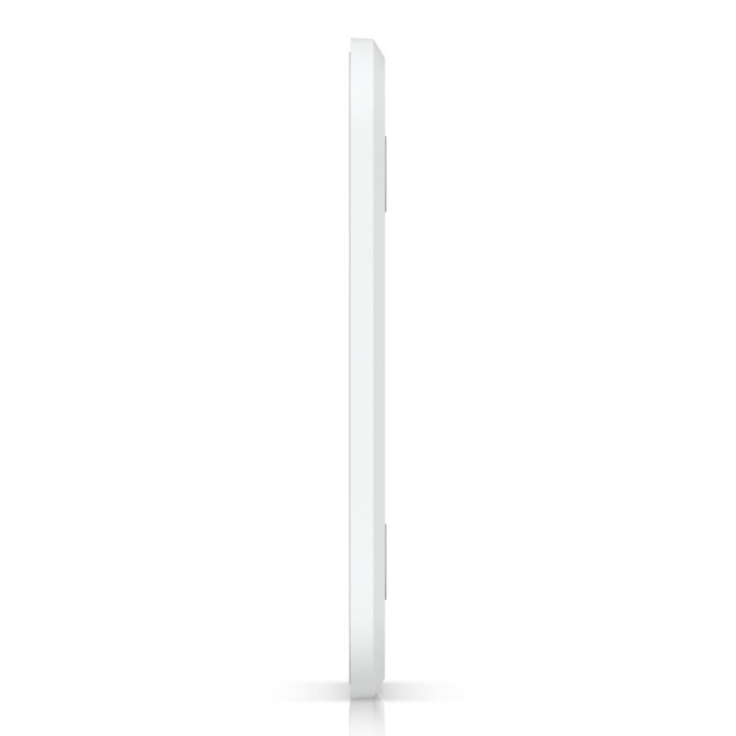 Sidebillede af hvid Ubiquiti Foren vægmontering, slankt design, egnet til væg, set fra siden.