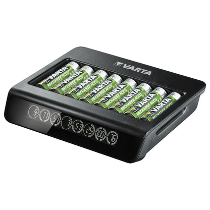 Varta LCD Multi Oplader+ lader til 8 AA/AAA batterier, nummereret indikatorfront, vist med Varta Recharge Accu i ladere.