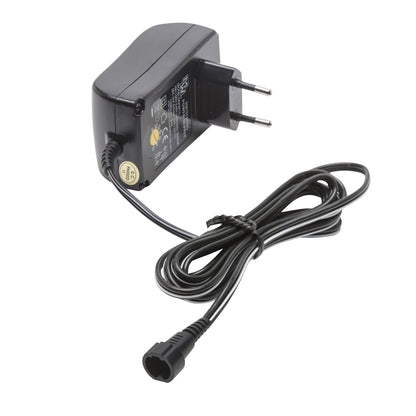 Justerbar DC netadapter 3-12 V 18 W sort med EU tobenet stik og lang ledning med barrel connector.