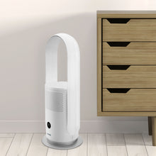 Cleverio AF-F100 gulvventilator med luftfilter på lyst trægulv ved moderne kommode.