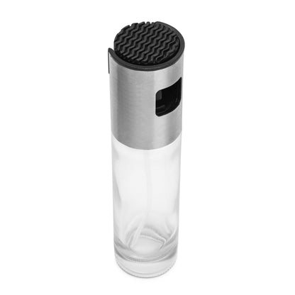 Rubicson sprayflaske til olie med klart glas, top i rustfrit stål og sort tekstureret knap.