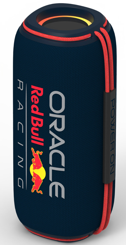Red Bull Racing Bluetooth-højttaler blå med Oracle Red Bull Racing-logo, mørkeblåt cover, røde detaljer og POWER ON-knap.