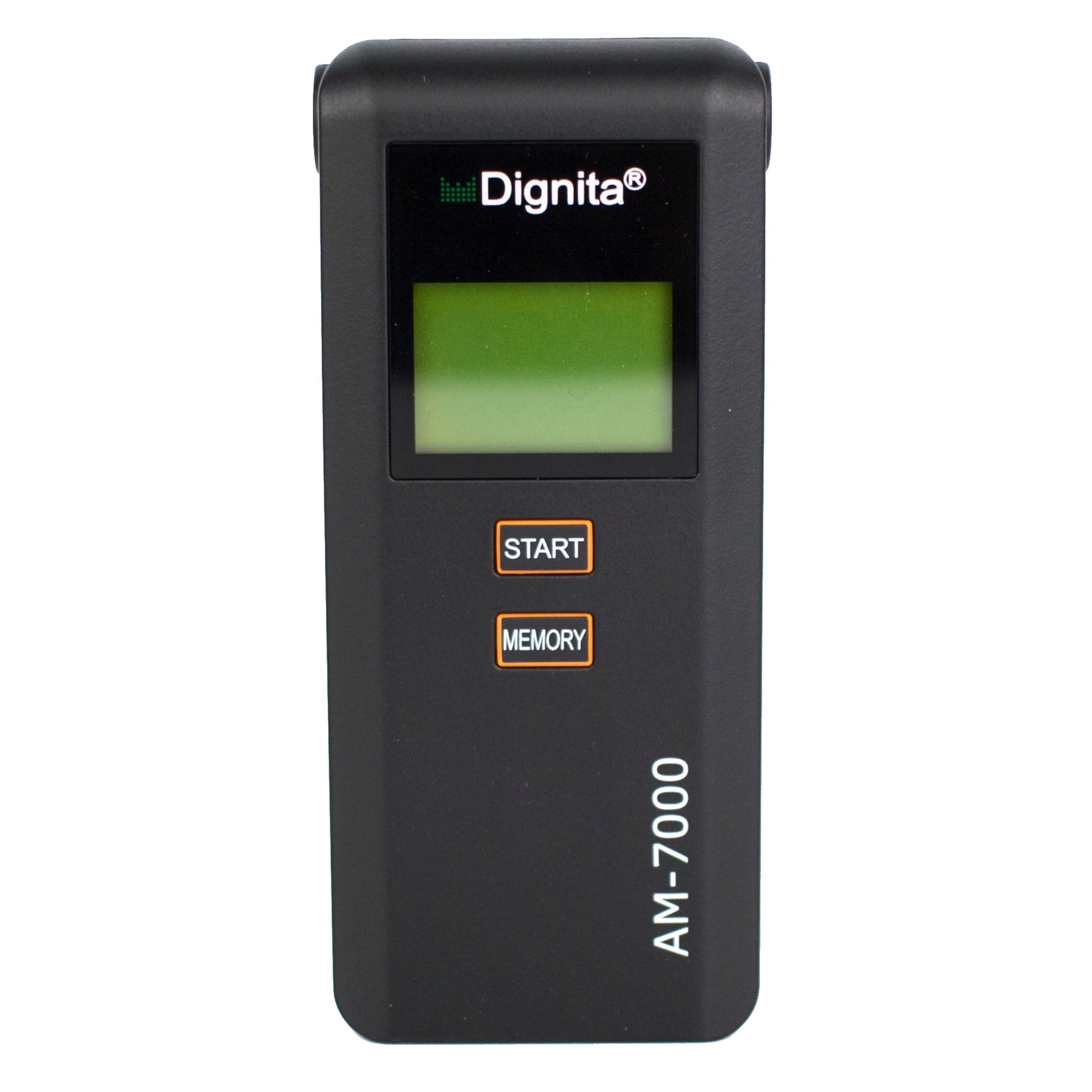 Dignita AM 7000 sort alkometer med digitalt display, START- og MEMORY-knap samt modelnavn lodret på nederste højre side.