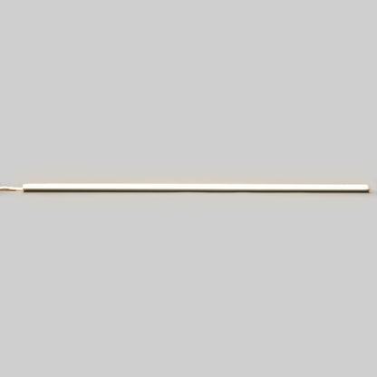 LED-stribe med strømledning i venstre side, kompatibel med Aluminiumprofil hjørnemontering til LED-strips.