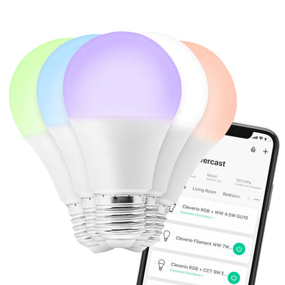 Cleverio Smart E27 RGB LED-pære 806 lm sæt, blå/grøn/lilla/orange, vises ved smartphone med Cleverio app integration.