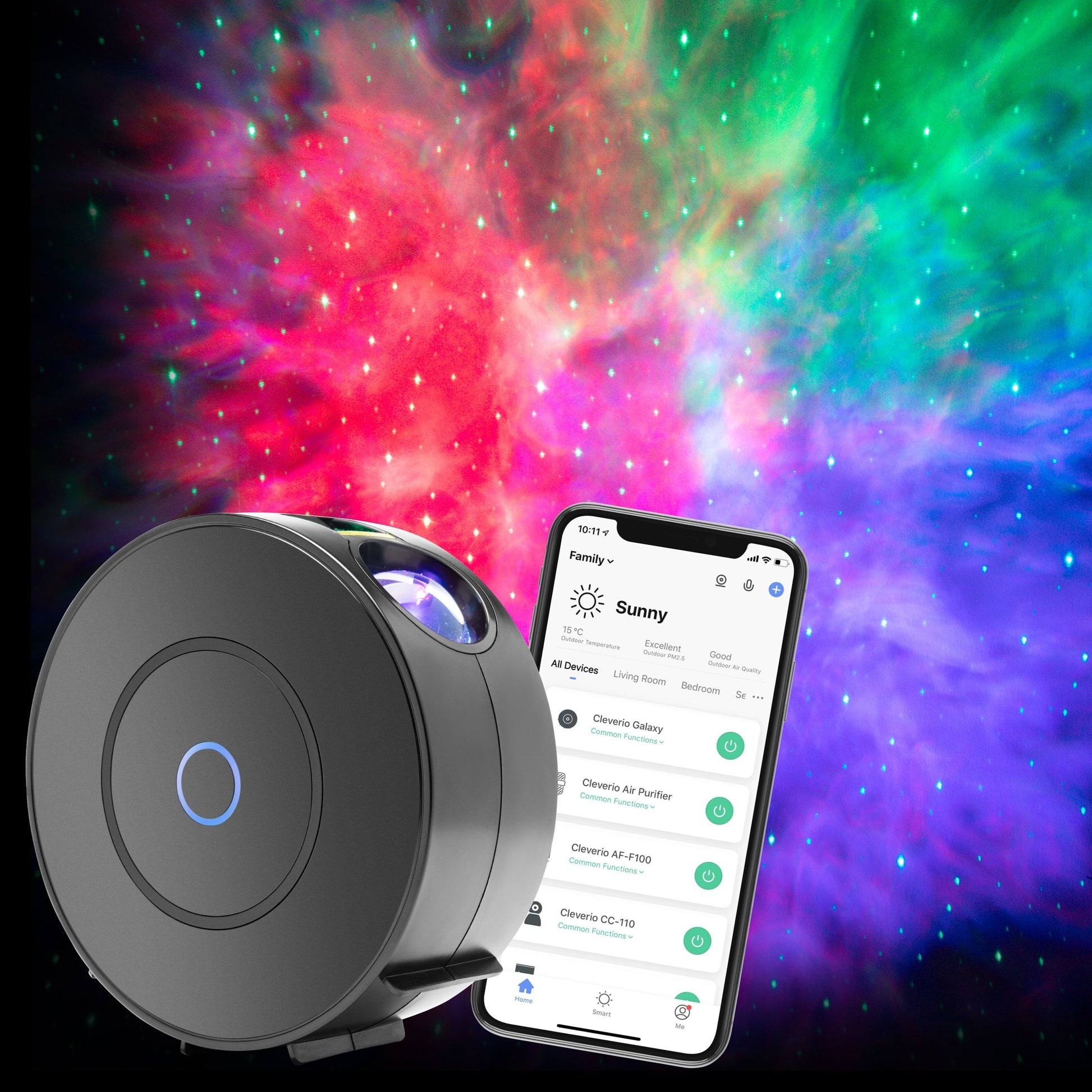 Cleverio Smart Galaxy natlampe med grøn, rød og blå lyseffekt, smartphone viser appstyret belysning og enheder.