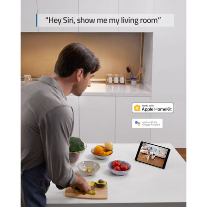 Eufy Indendørs kamera 2K Pan  Tilt vises via Siri på tablet, kompatibelt med Apple HomeKit og Google Assistant.