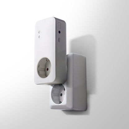 YOYOPower 4G Switch Fjernstrømbryder EX4, hvid, europæisk stik, tilsluttet stikkontakt.
