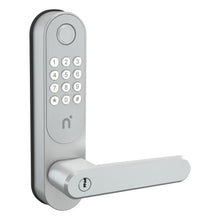 Nimly Code Pro elektronisk dørlås sølv med tastatur, rund fingeraftrykslæser og vandret håndtag.